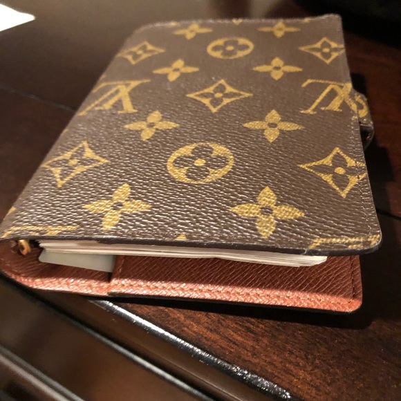 Pm Louis Vuitton agenda - Picture 5 of 9
